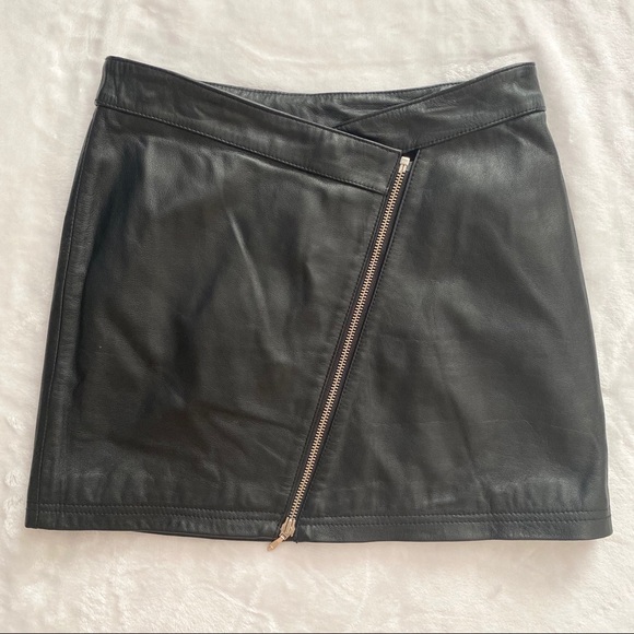 Wilsons Leather Dresses & Skirts - WILSONS LEATHER Asymmetrical Front Zip Mini Skirt